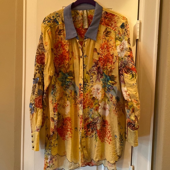 Aratta Tops - Beautiful Aratta Silent Journey long sleeve blouse sz L